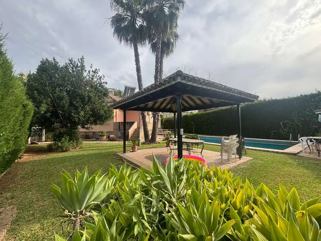 Chalet en venta en Cerros de Montequinto, imagen 18