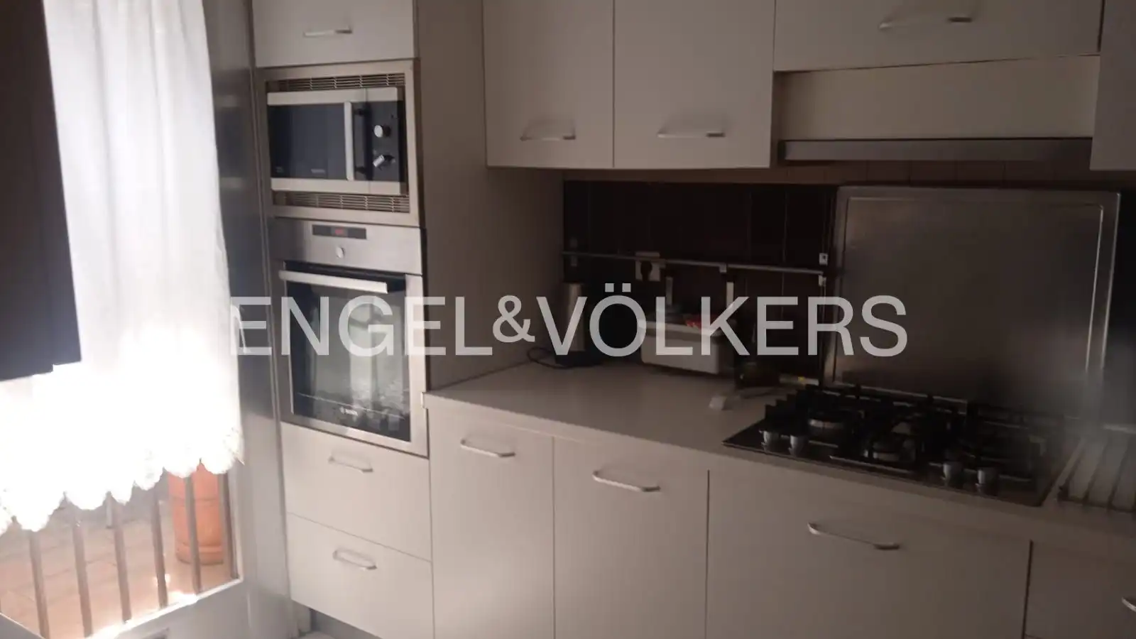 Kitchen of Houses for rent in Pozuelo de Alarcón  with Air Conditioner, Heating and Private garden