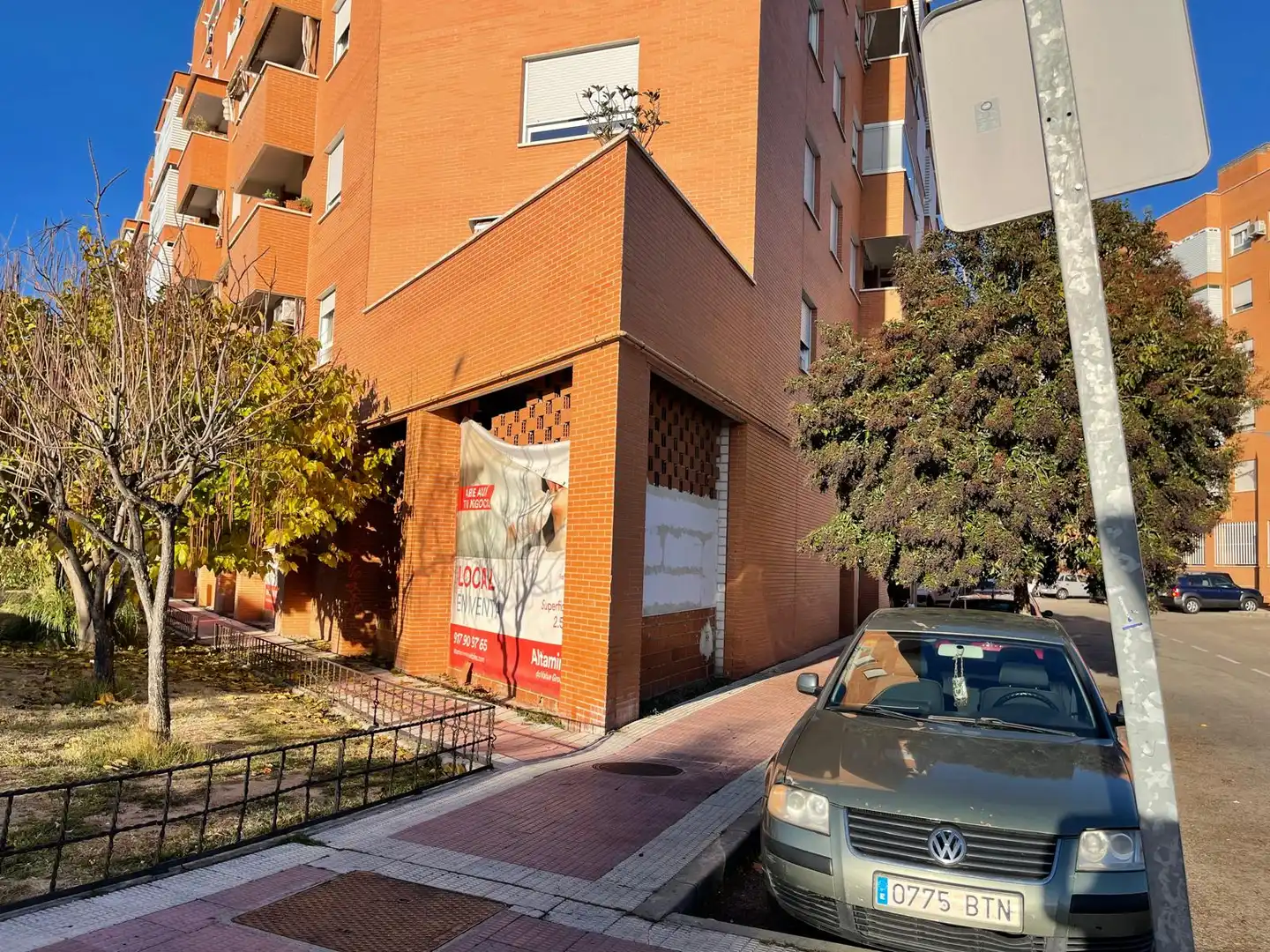 Exterior view of Commercial properties for sale in Parla