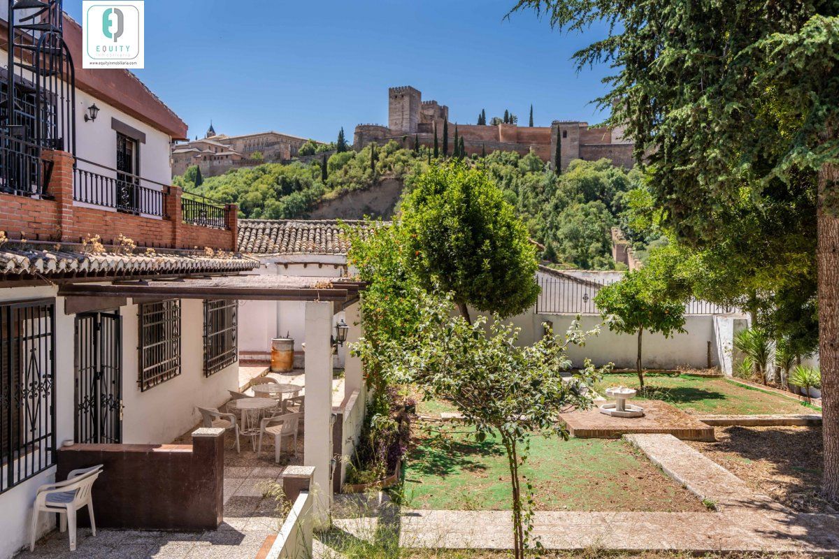 Garden of House or chalet for sale in  Granada Capital  with Air Conditioner, Heating and Private garden