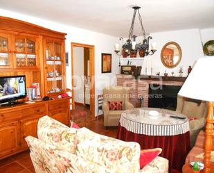 Living room of Country house for sale in Masegoso