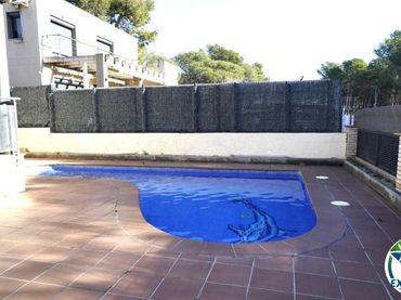 Villa con piscina in vendita a de l'Eucaliptus 12