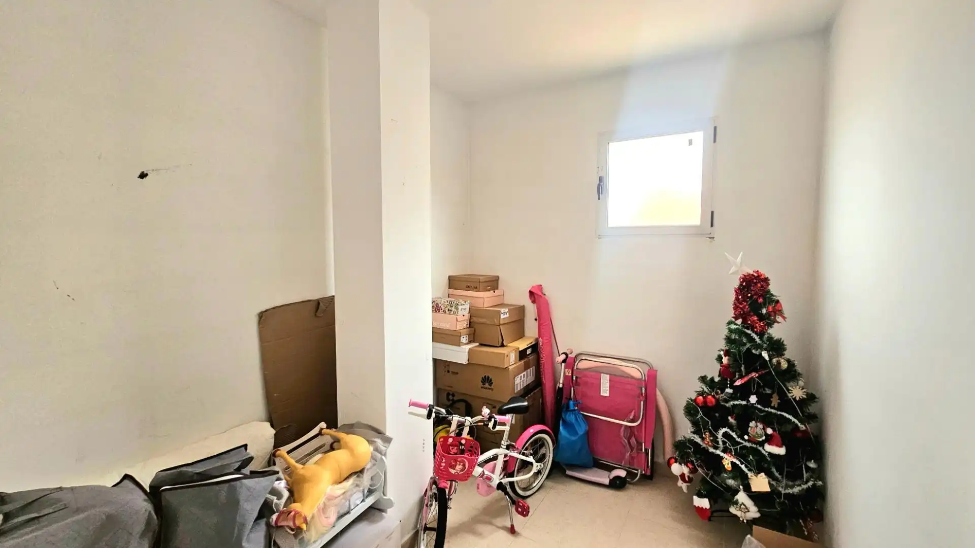 Wohnung zum Verkauf in La Unión mit Klimaanlage und Abstellraum
