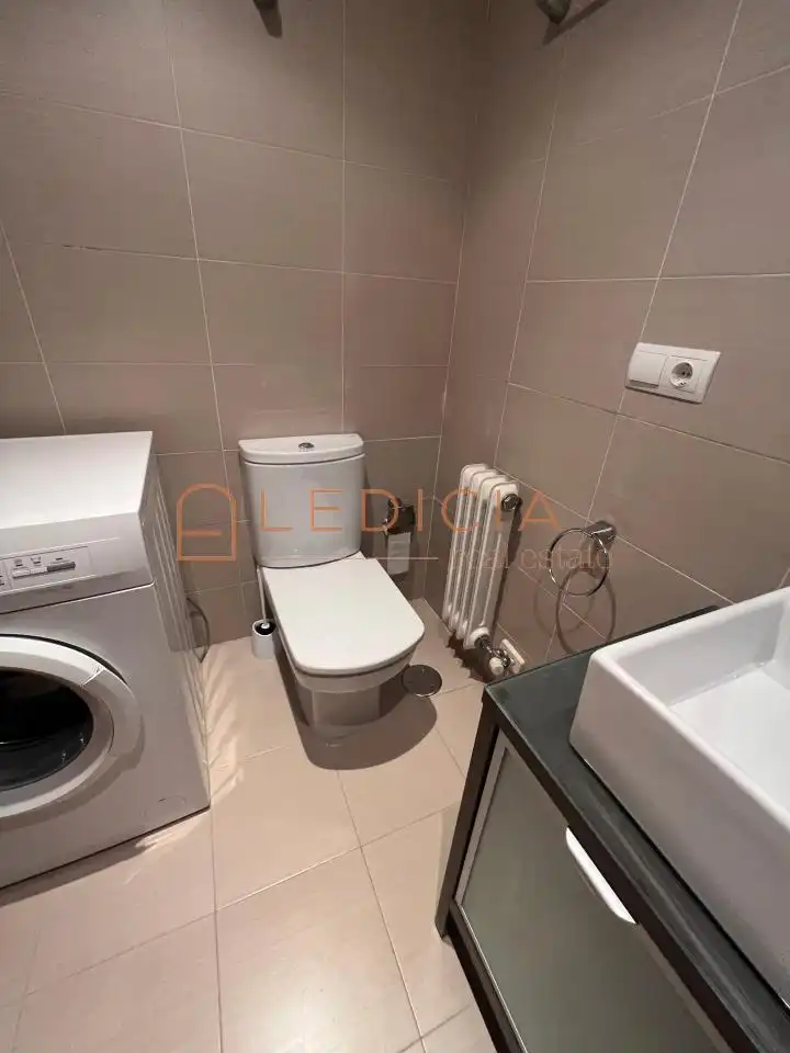 Estudio en venta en PI Y MARGALL, Casco Vello