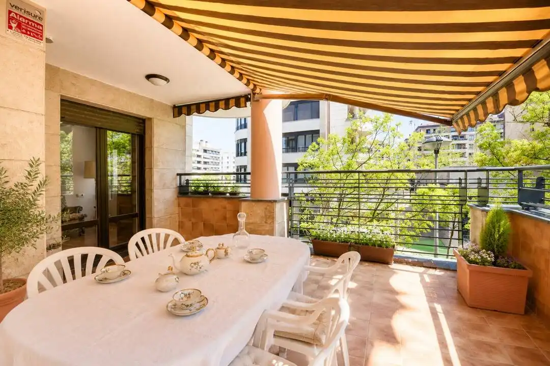 Terraza de Piso en venta en Donostia - San Sebastián  con Calefacción, Terraza y Trastero
