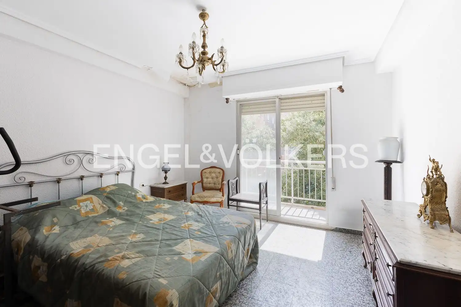 Bedroom of Flat for sale in Valencia  with Heating, Storage room and Balcony