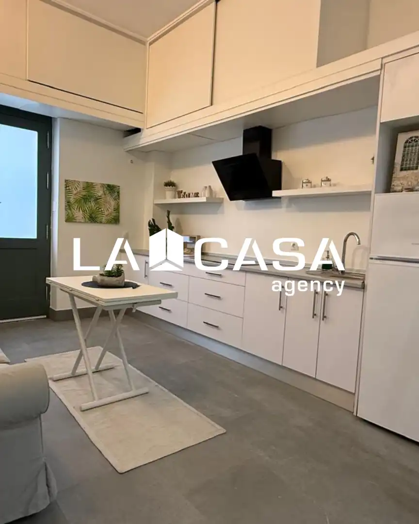 Local comercial en venda a Casco Antiguo, imagen 5