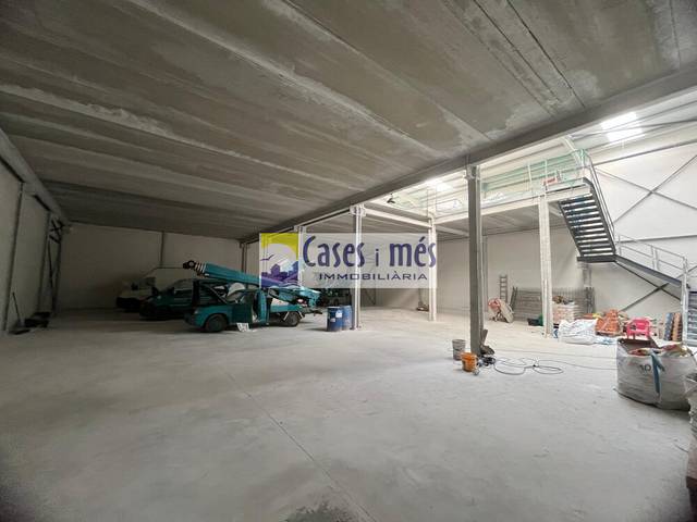 Nave industrial en Venta en Massamagrell