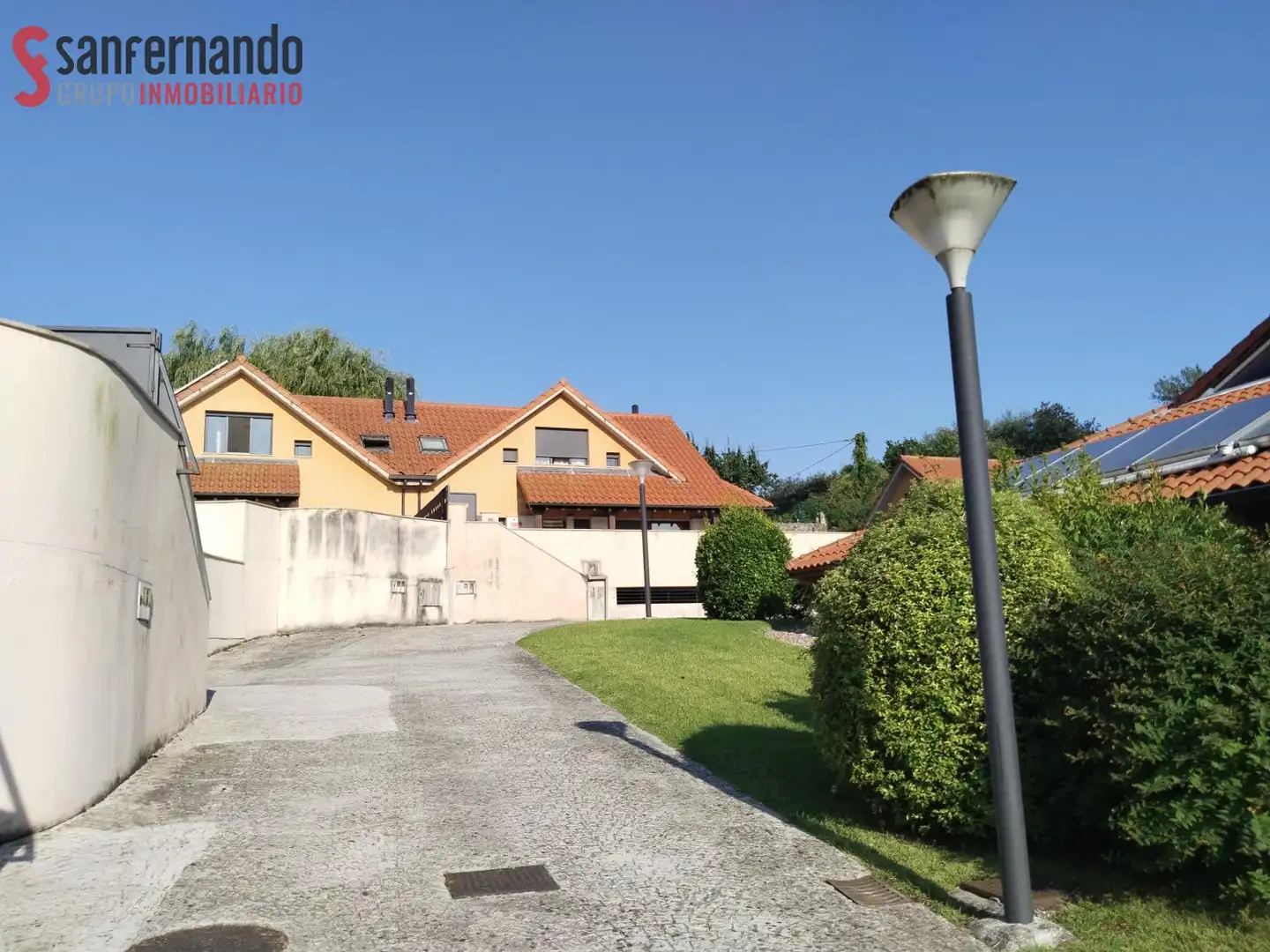 Vista exterior de Casa o chalet de alquiler en Santillana del Mar con Calefacción, Jardín privado y Terraza