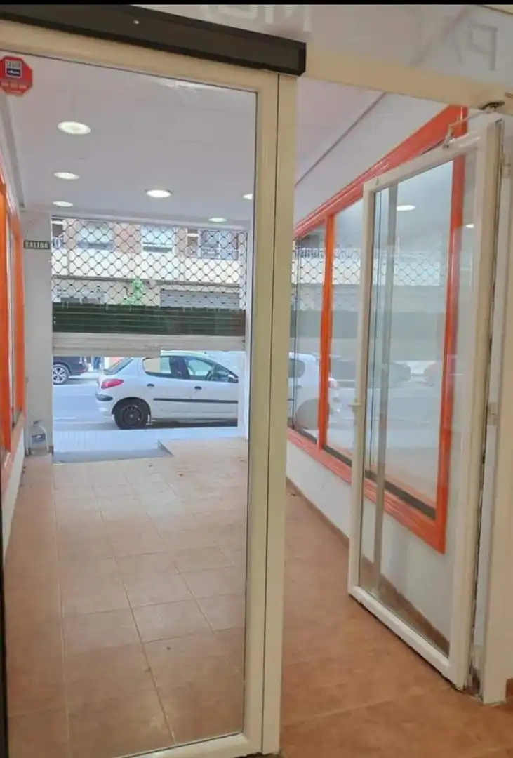 Local en venta en Paiporta