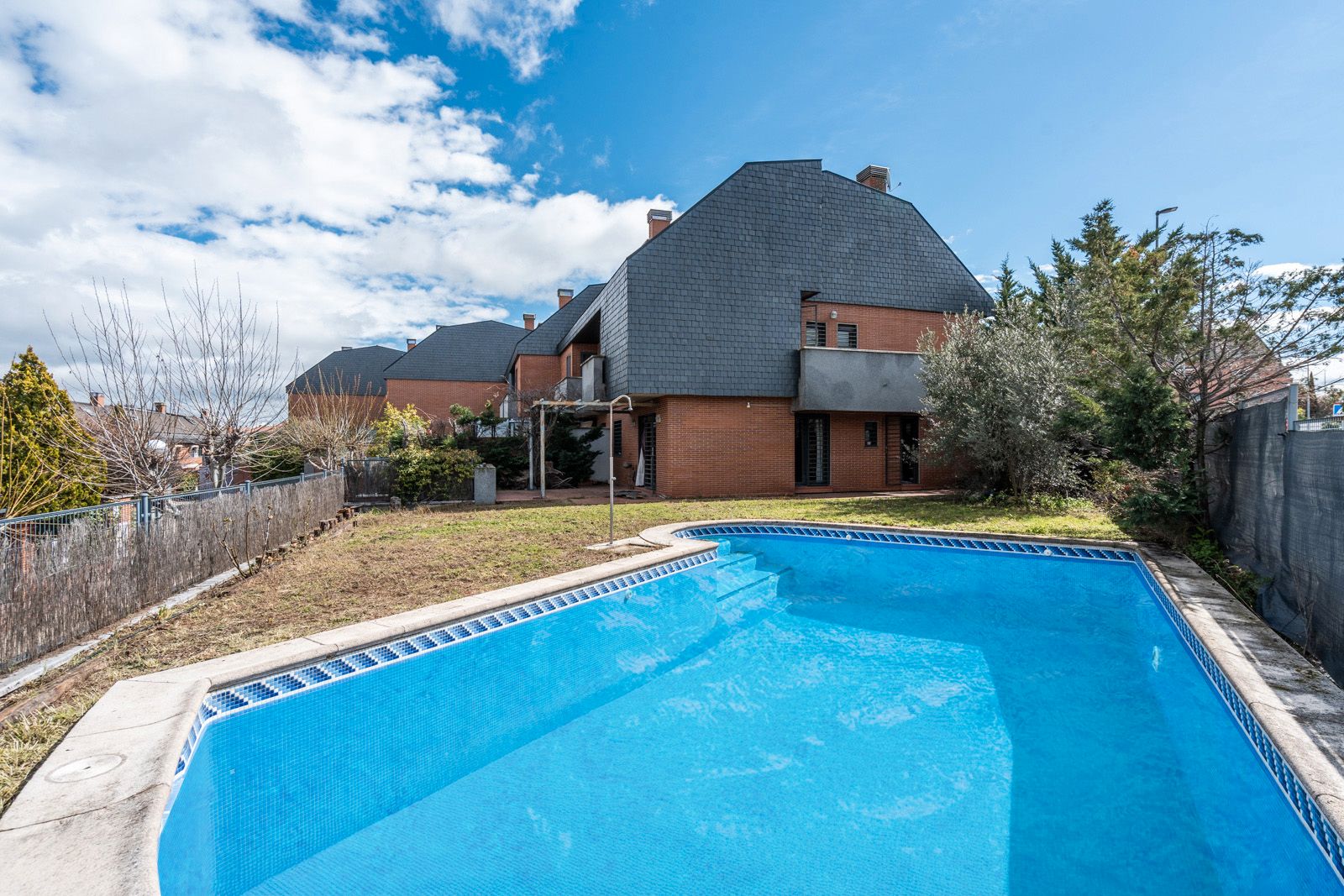Garden of Single-family semi-detached for sale in Las Rozas de Madrid  with Air Conditioner, Heating and Private garden
