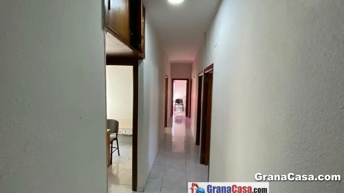 Wohnung zur untervermieten in Granada mit Klimaanlage, Heizung und Möbliert