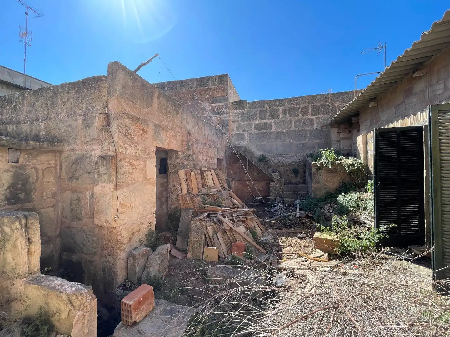 Casa con jardín en venta en carrer de la victoria, imagen 10