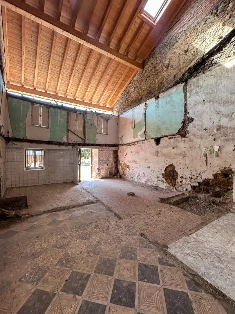 Casa adosada en venda en Castañeda amb Jardí privat