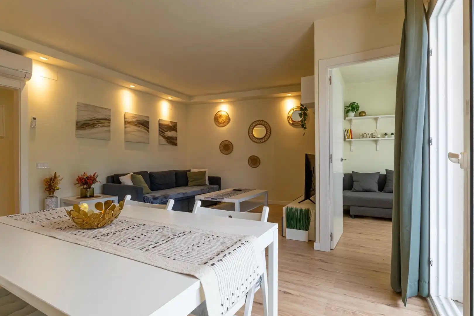 Sala de estar de Piso en venta en Sitges con Aire acondicionado, Calefacción y Trastero