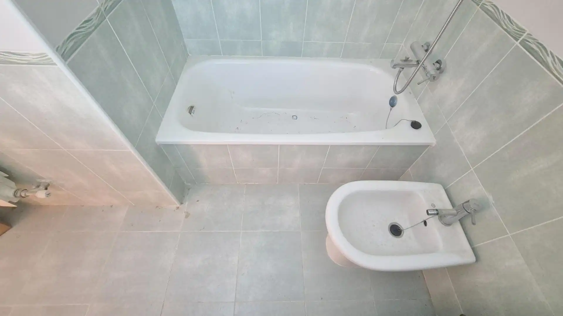 Badezimmer von Wohnungen zum Verkauf in San Cristóbal de la Cuesta mit Heizung