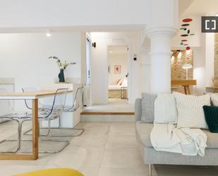 Sala d'estar de Pis de lloguer en  Barcelona Capital amb Aire condicionat, Calefacció i Moblat