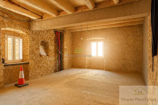 Casa-chalet en Venta en Centre