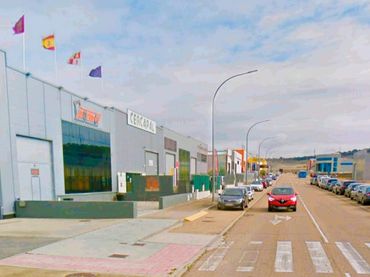 Nau industrial en venda a Calle Tejedores 10
