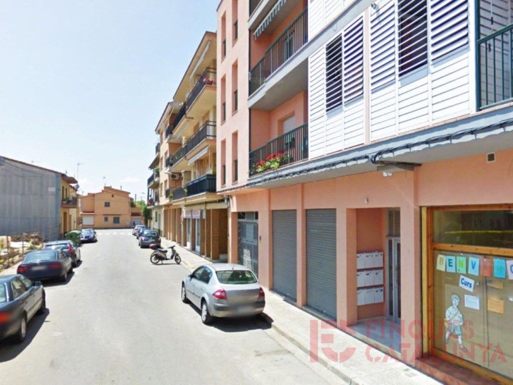 Vista exterior de Local en venda en Sarrià de Ter