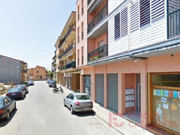 Local comercial en venta en Sarrià de Ter