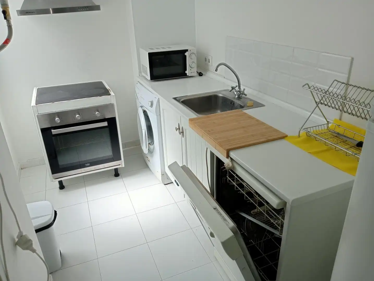 Küche von Wohnung zur Miete in Sevilla mit Klimaanlage, Terrasse und Möbliert