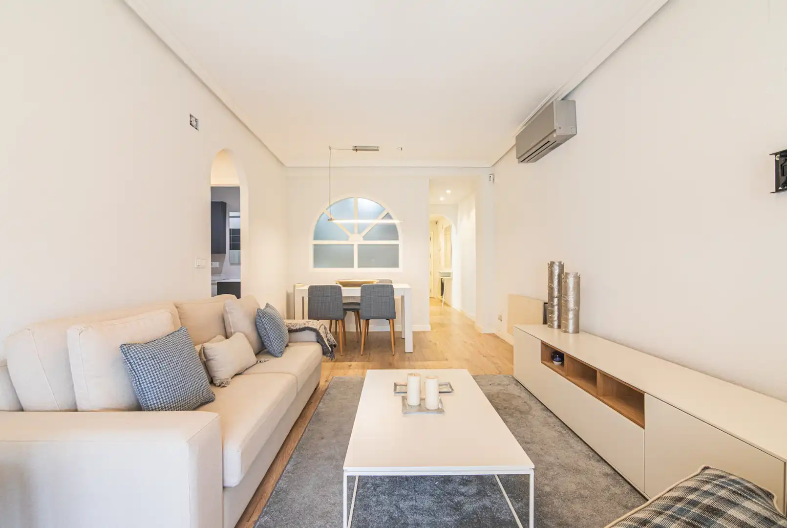 Sala de estar de Piso en venta en Santa Pola con Aire acondicionado y Amueblado