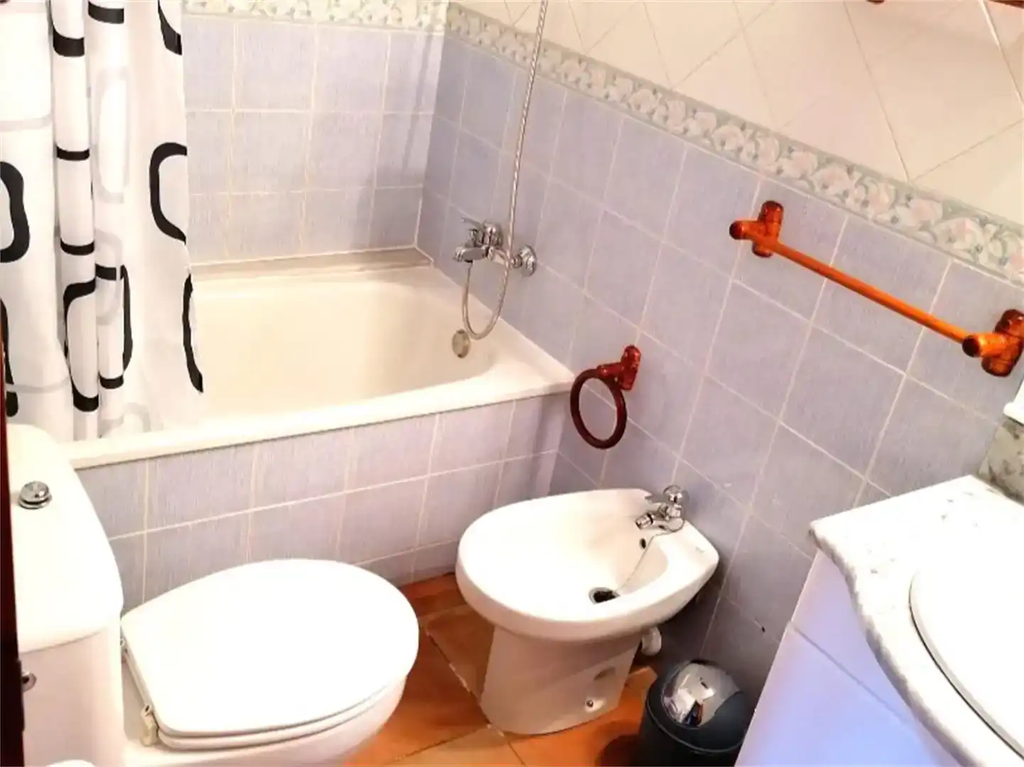Badezimmer von Wohnungen zur Miete in Setcases mit Abstellraum, Möbliert und Balkon