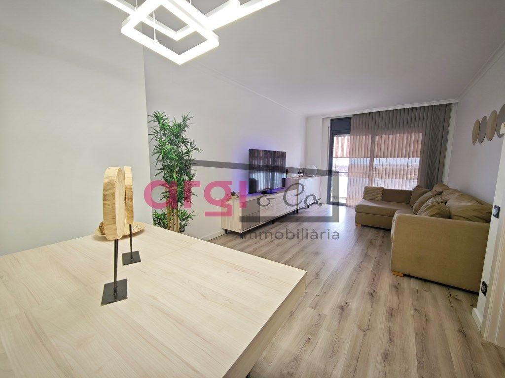 Living room of Flat for sale in Viladecans  with Terrace and Balcony