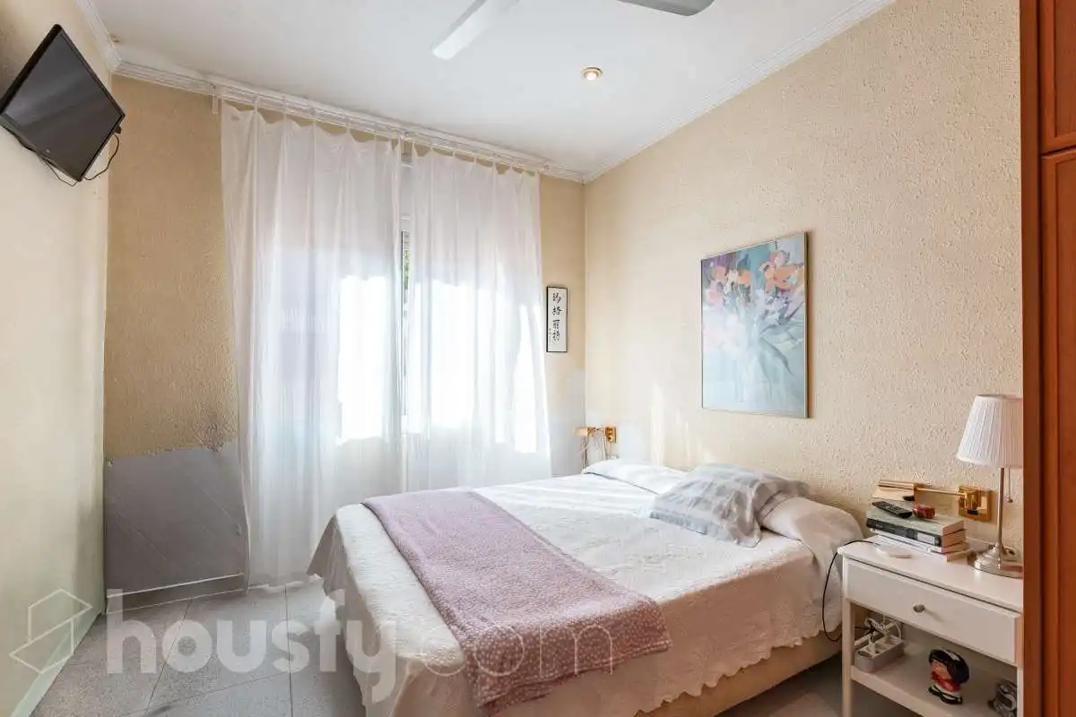 Piso en venta en CL BATISTA I ROCA, La Miranda - Can Candeler