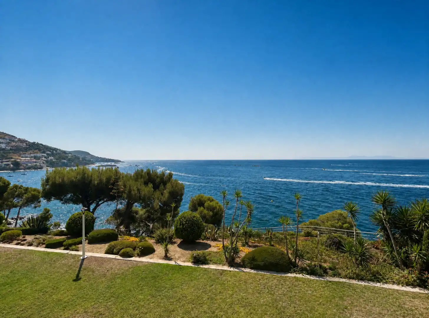 Garden of Flat for sale in Roses  with Air Conditioner, Heating and Terrace