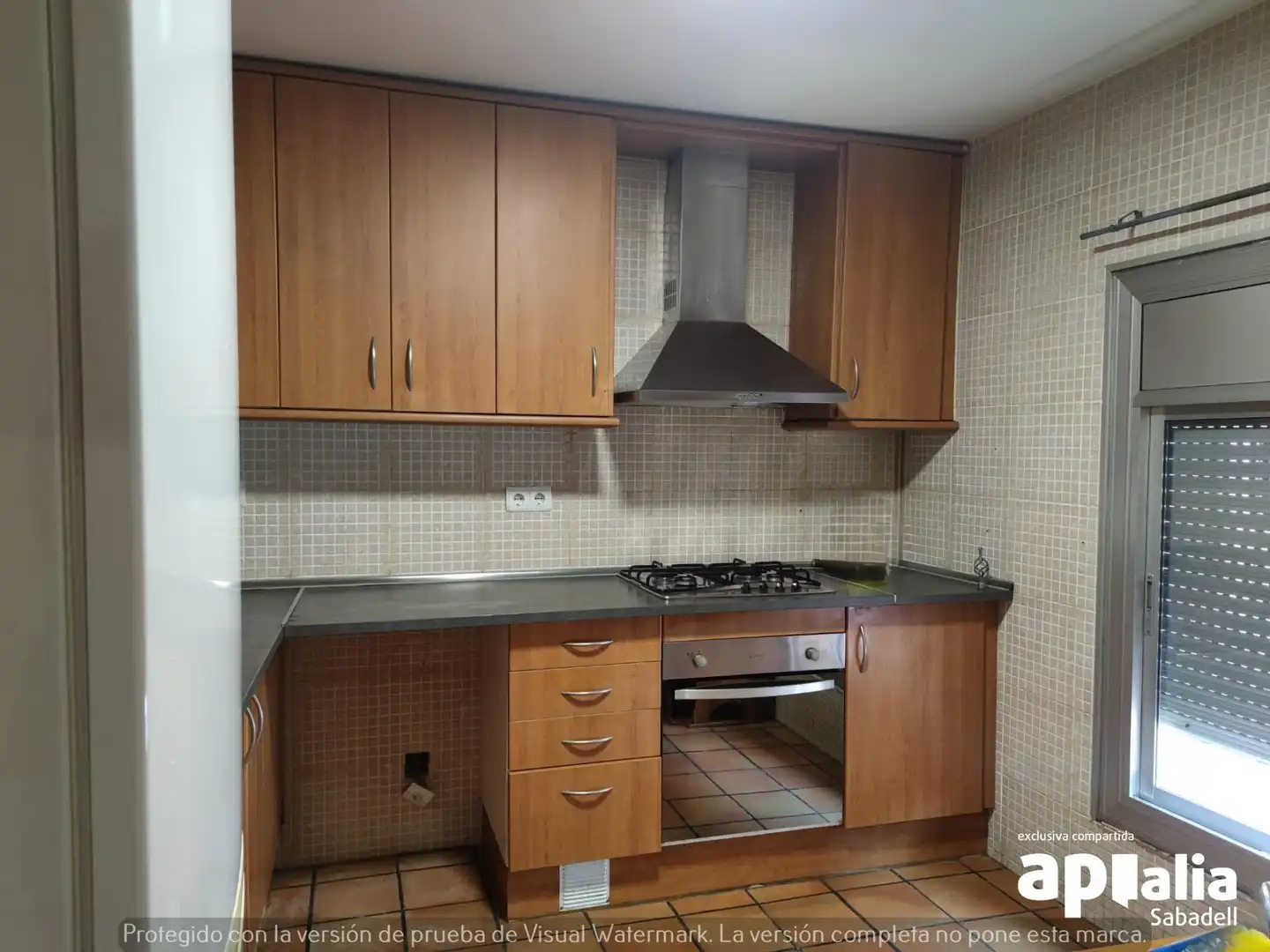 Cuina de Casa o xalet en venda en Sabadell amb Calefacció, Terrassa i Balcó