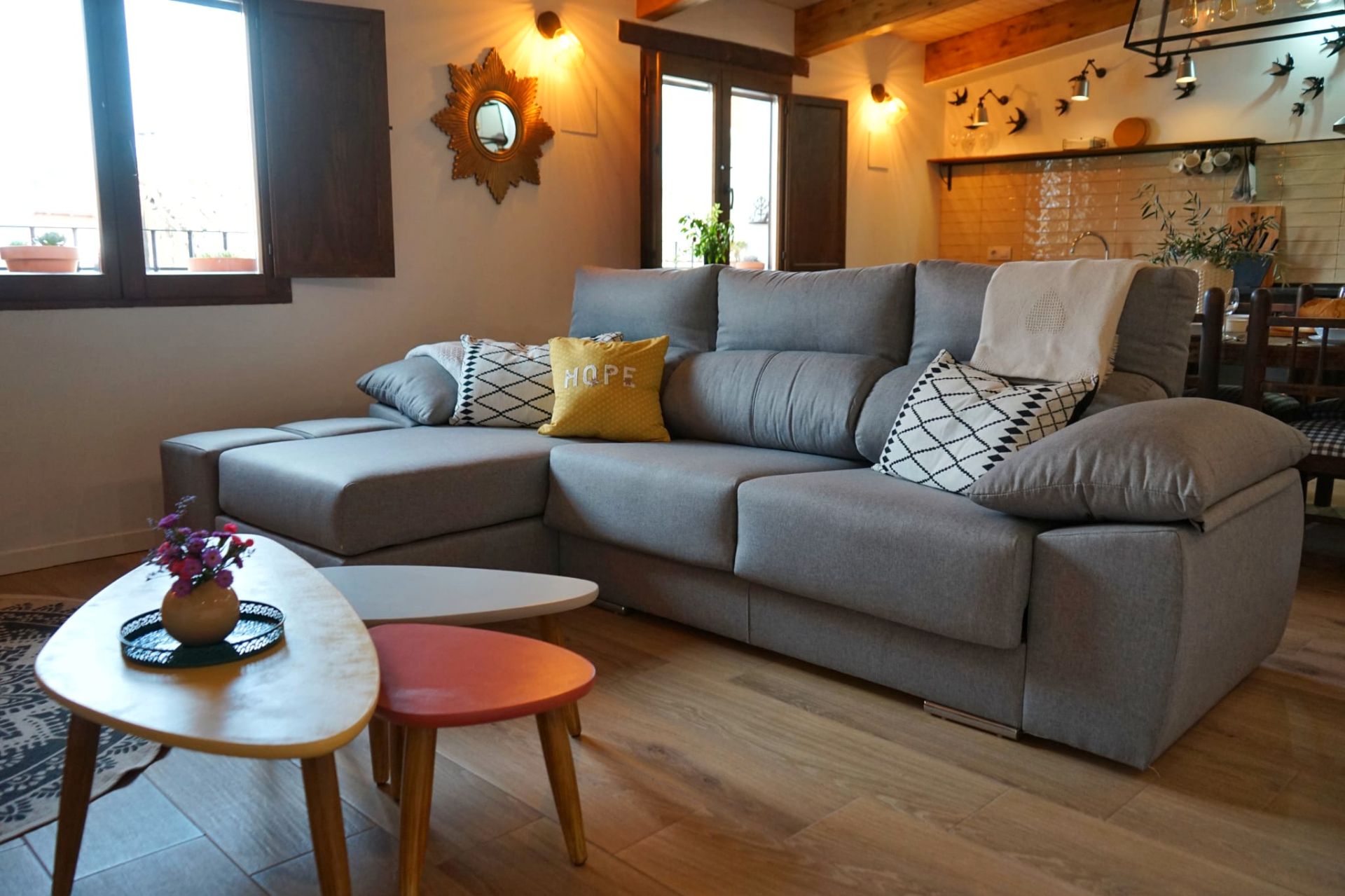 Sala d'estar de Finca rústica en venda en San Martín de Valdeiglesias amb Aire condicionat, Calefacció i Moblat