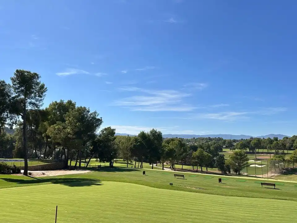 Vista exterior de Casa o chalet en venta en Chiva con Aire acondicionado y Terraza