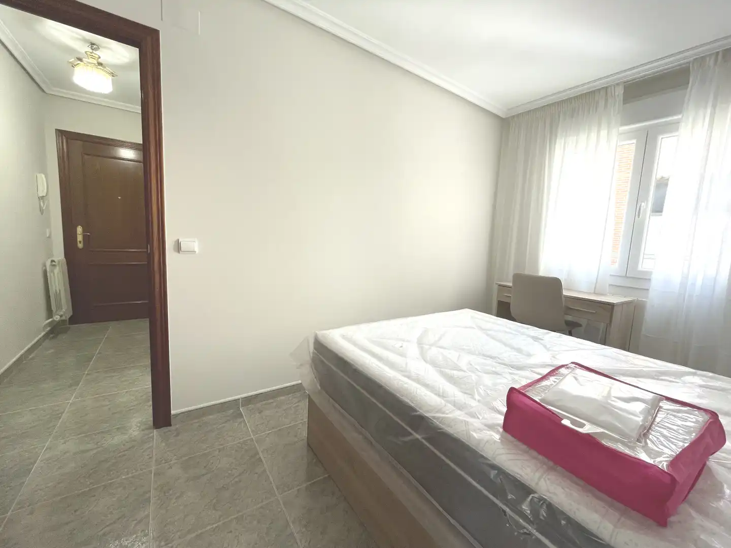 Bedroom of Flat for rent in Salamanca  with Heating, Furnished and Balcony