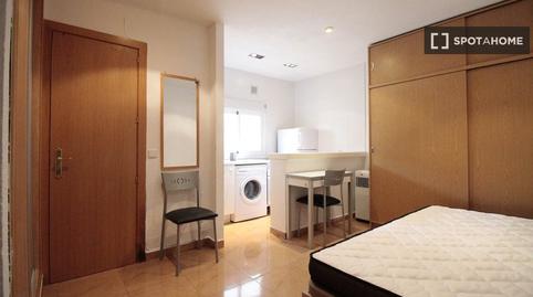 Foto 3 de Estudi per a compartir a Trafalgar, Madrid