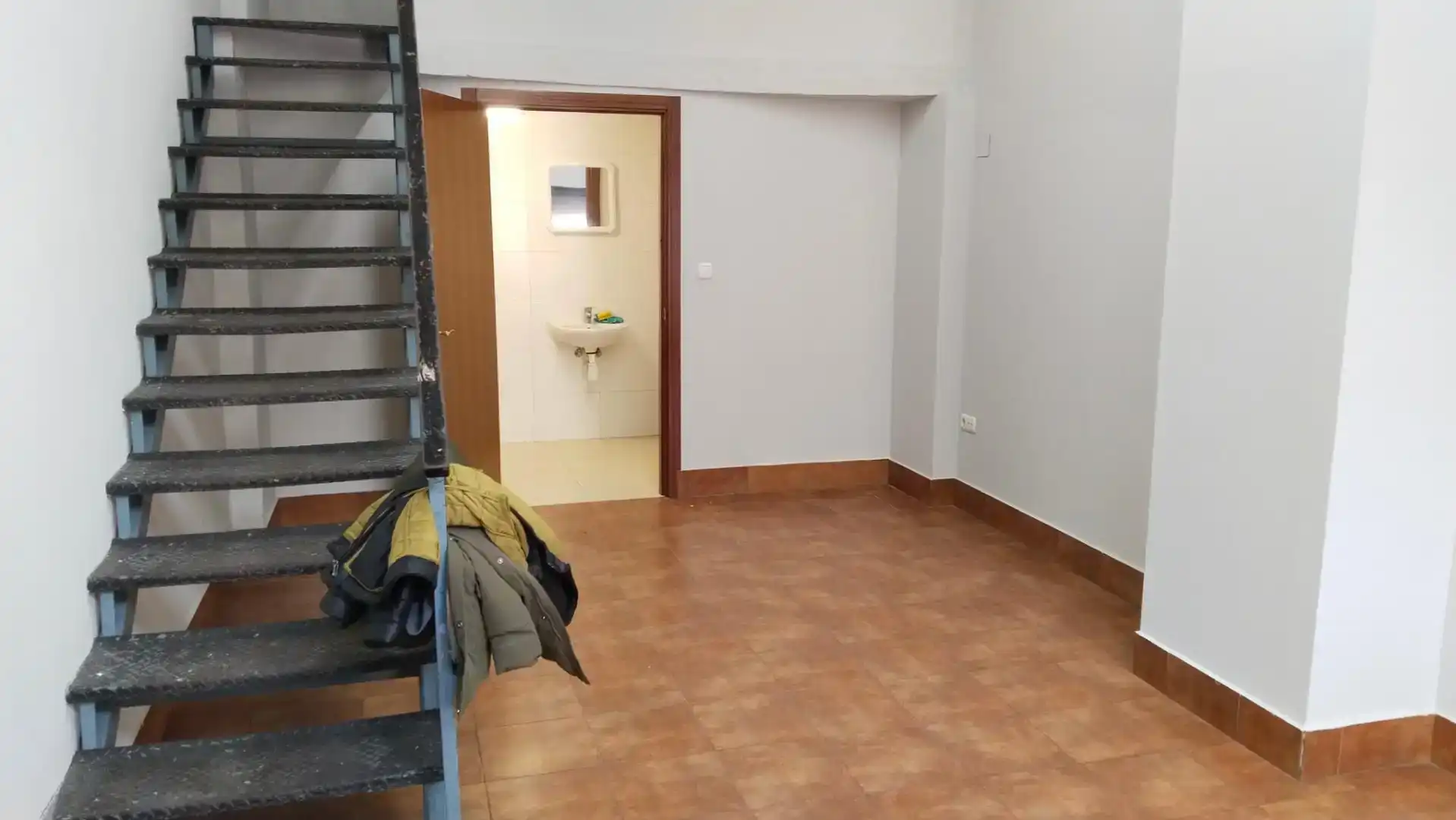 Geschaftsraum zur Miete in Ermua