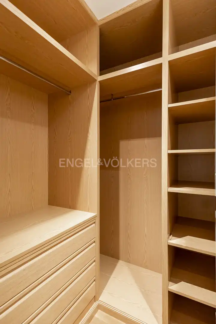 Schlafzimmer von Wohnung zur Miete in Madrid mit Klimaanlage und Heizung