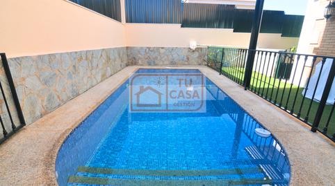 Photo 2 of House or chalet to rent in Calle Géminis, Ruta de la Plata, Cáceres Capital