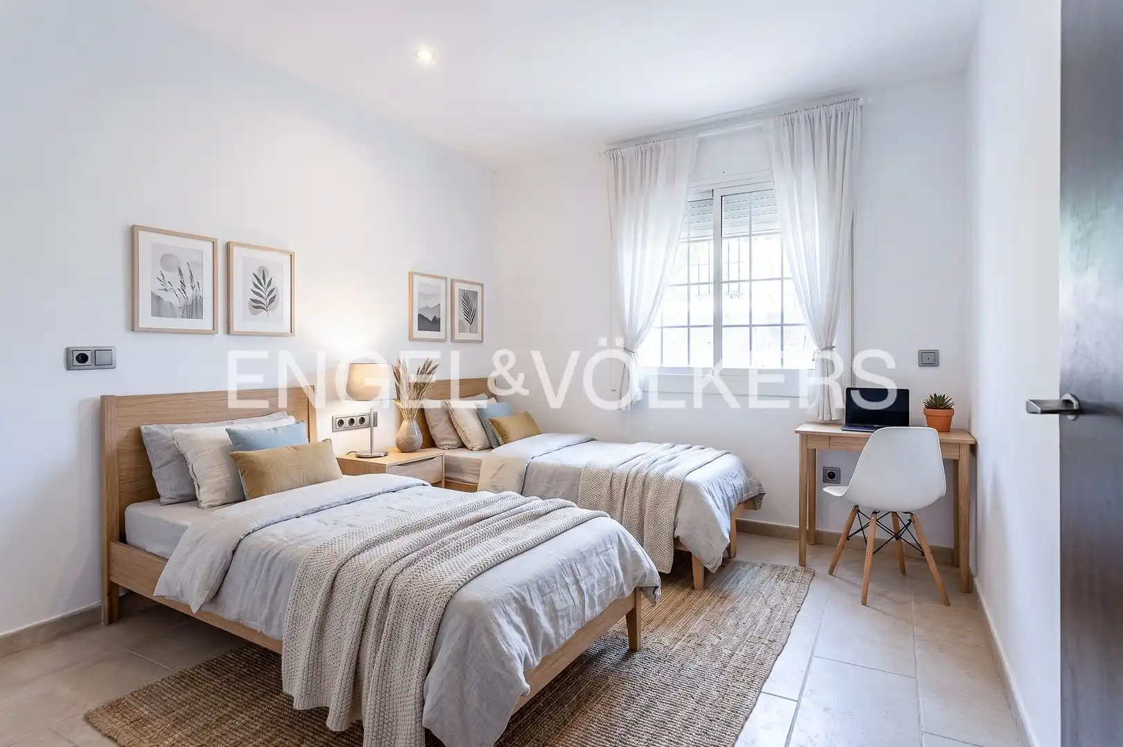Habitación de Casa o chalet en venta en Llinars del Vallès con Calefacción y Jardín privado