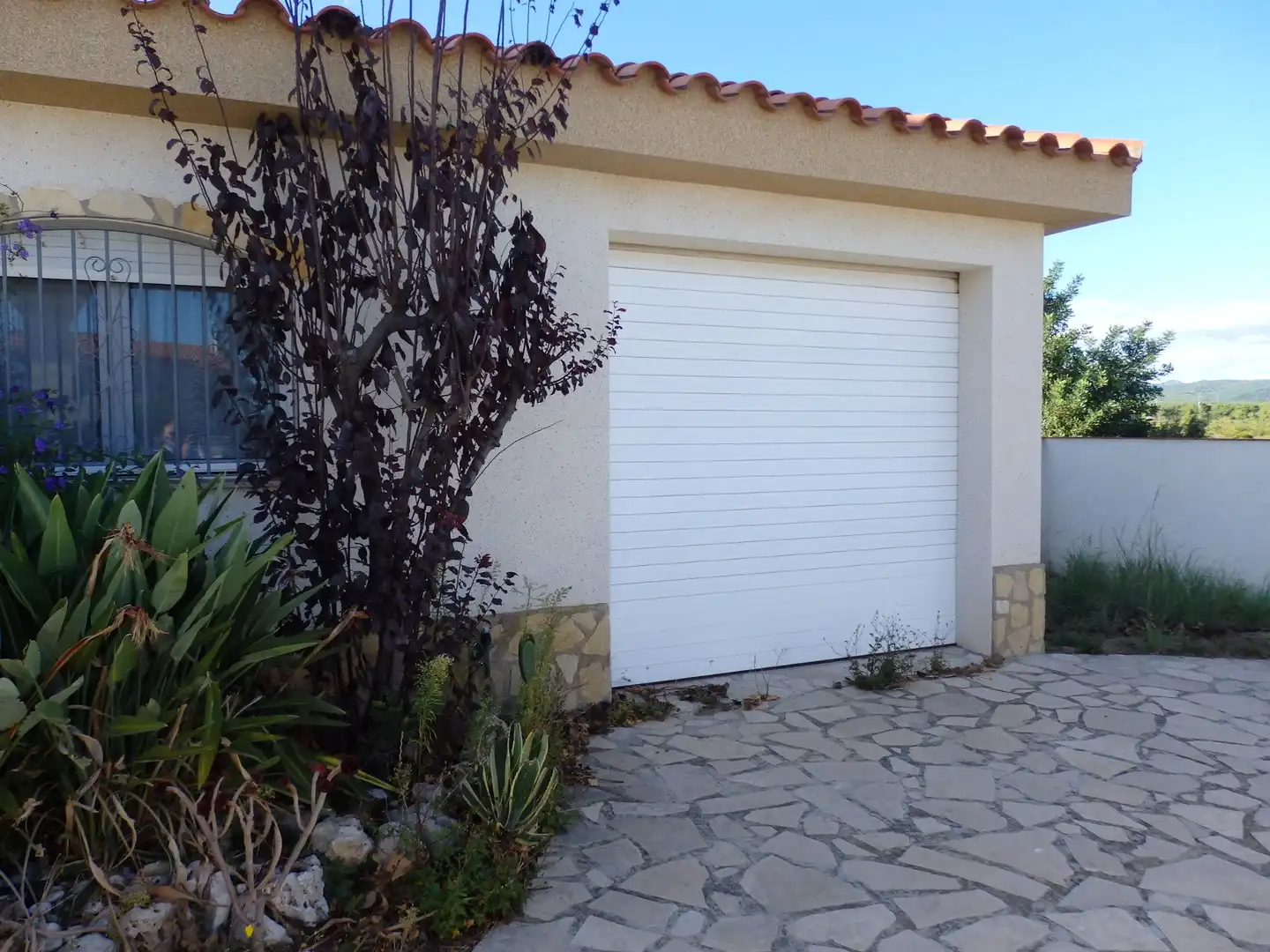 Vista exterior de Casa o chalet en venta en Mont-roig del Camp con Jardín privado, Terraza y Piscina