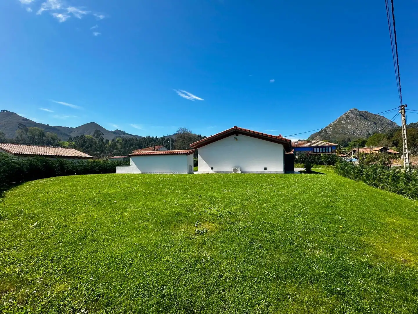 Vista exterior de Casa o chalet en venta en Ribadesella con Aire acondicionado, Calefacción y Jardín privado