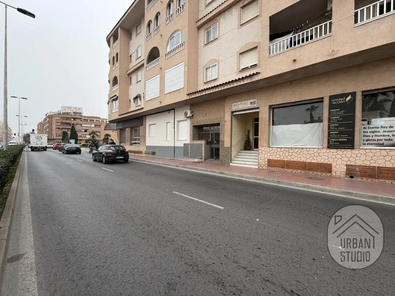 Exterior view of Ground floor for sale in Torrevieja  with Air Conditioner, Terrace and Community pool
