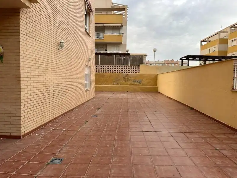 Planta baja en venta en Las Lomas - Las Yucas