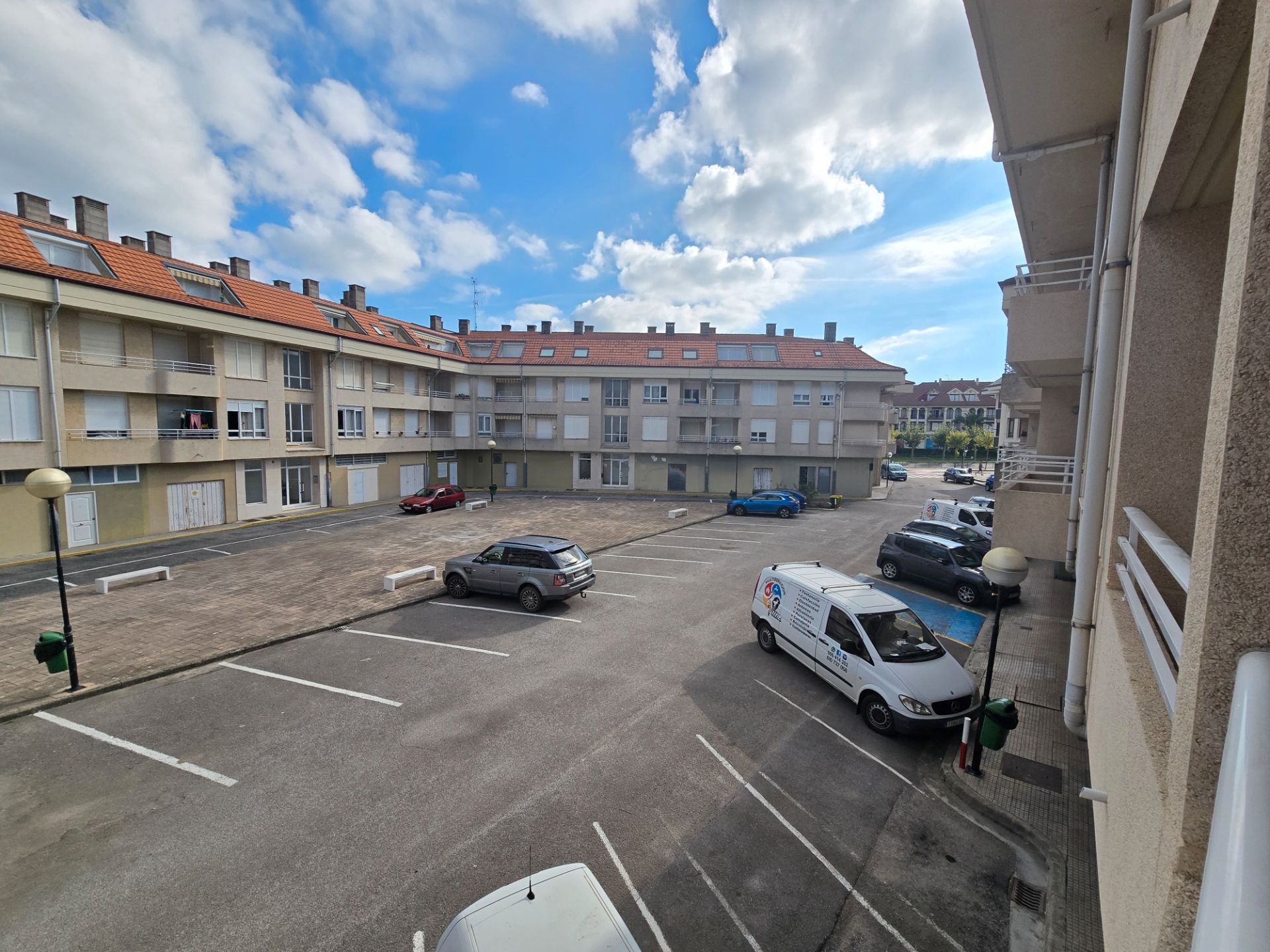 Parkplatz von Wohnung zum verkauf in Bareyo mit Heizung, Terrasse und Möbliert