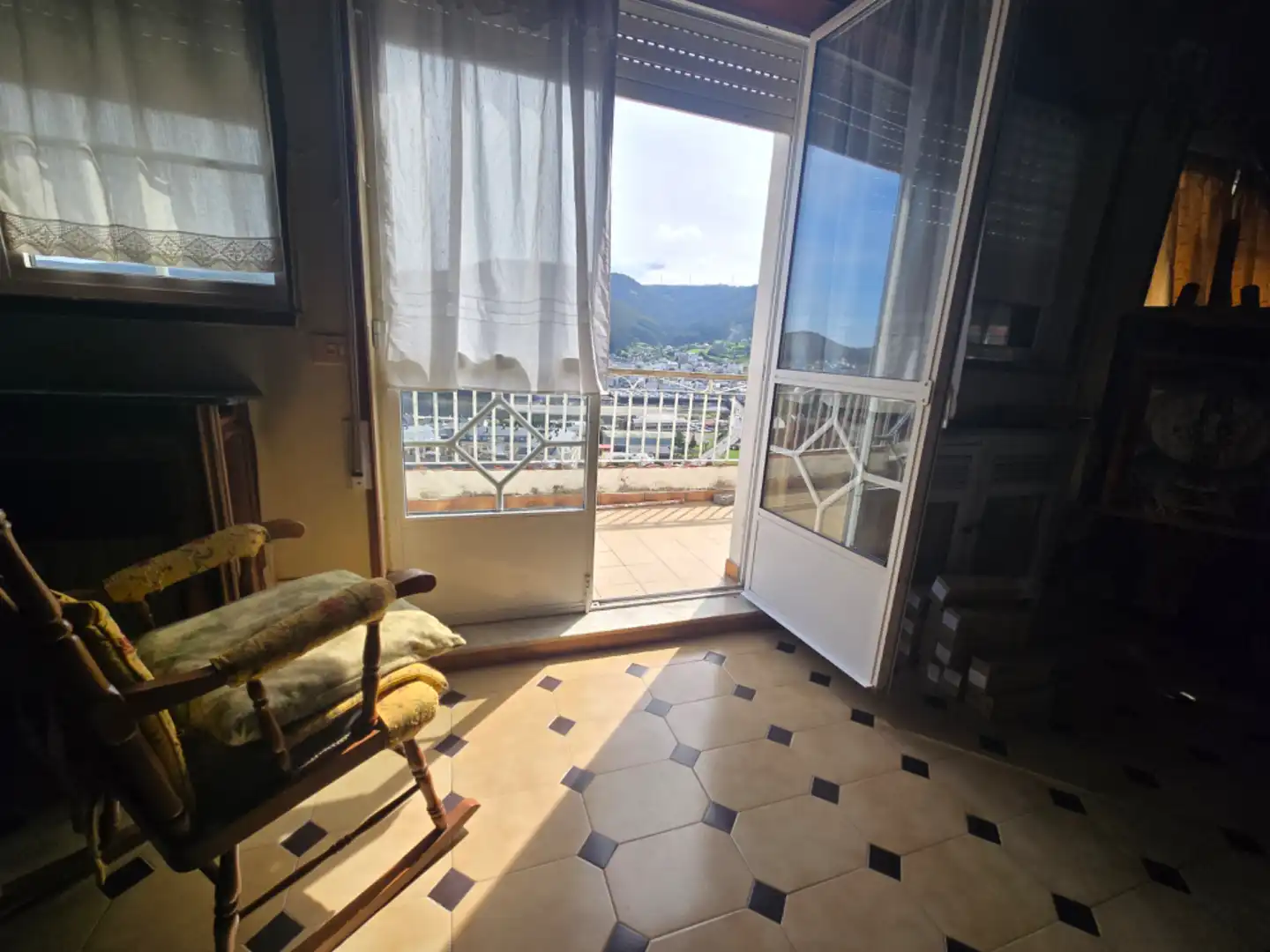 Dormitori de Casa o xalet en venda en Viveiro amb Calefacció, Jardí privat i Parquet