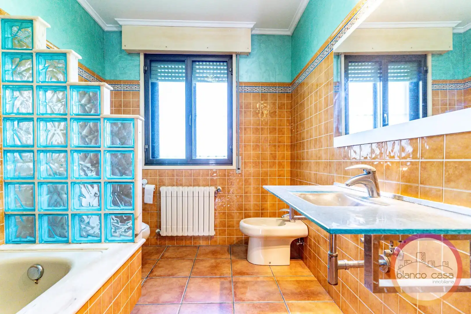 Baño de Casa o chalet en venta en Carballo con Calefacción