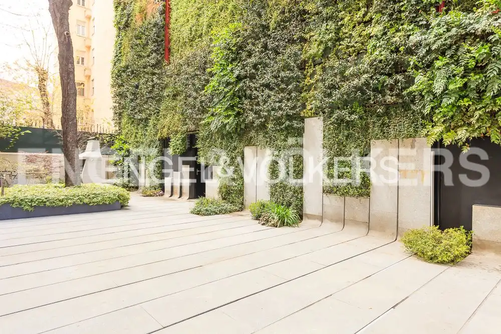 Terraza de Piso de alquiler en Madrid con Aire acondicionado, Calefacción y Jardín privado
