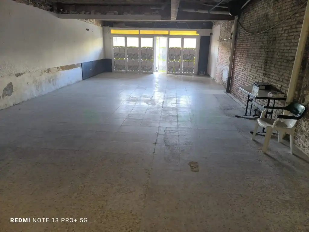 Local comercial en venta en Avenida Montserrat, imagen 4