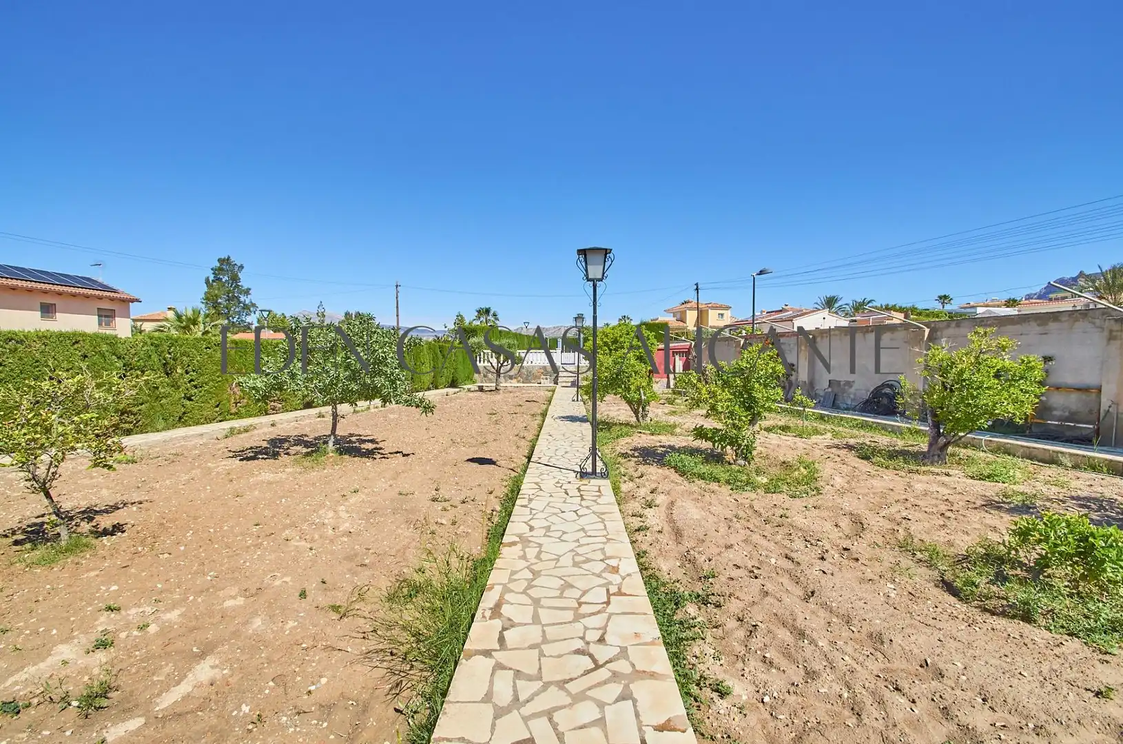 Houses for sale in Busot  with Air Conditioner, Heating and Private garden